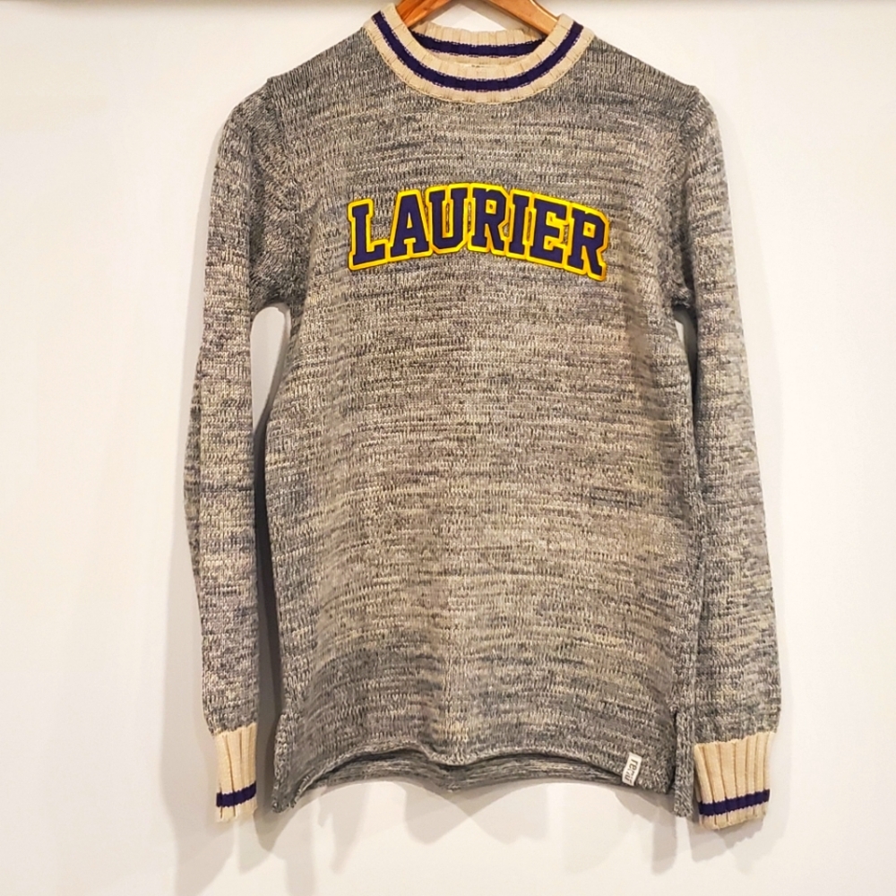 WILFRED LAURIER UNIVERSITY Cozy Cabin Sweater Patch Letters Heathered Knit